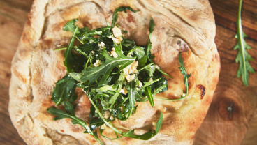 Pieróg na słodko z jabłkiem i pestkami dyni